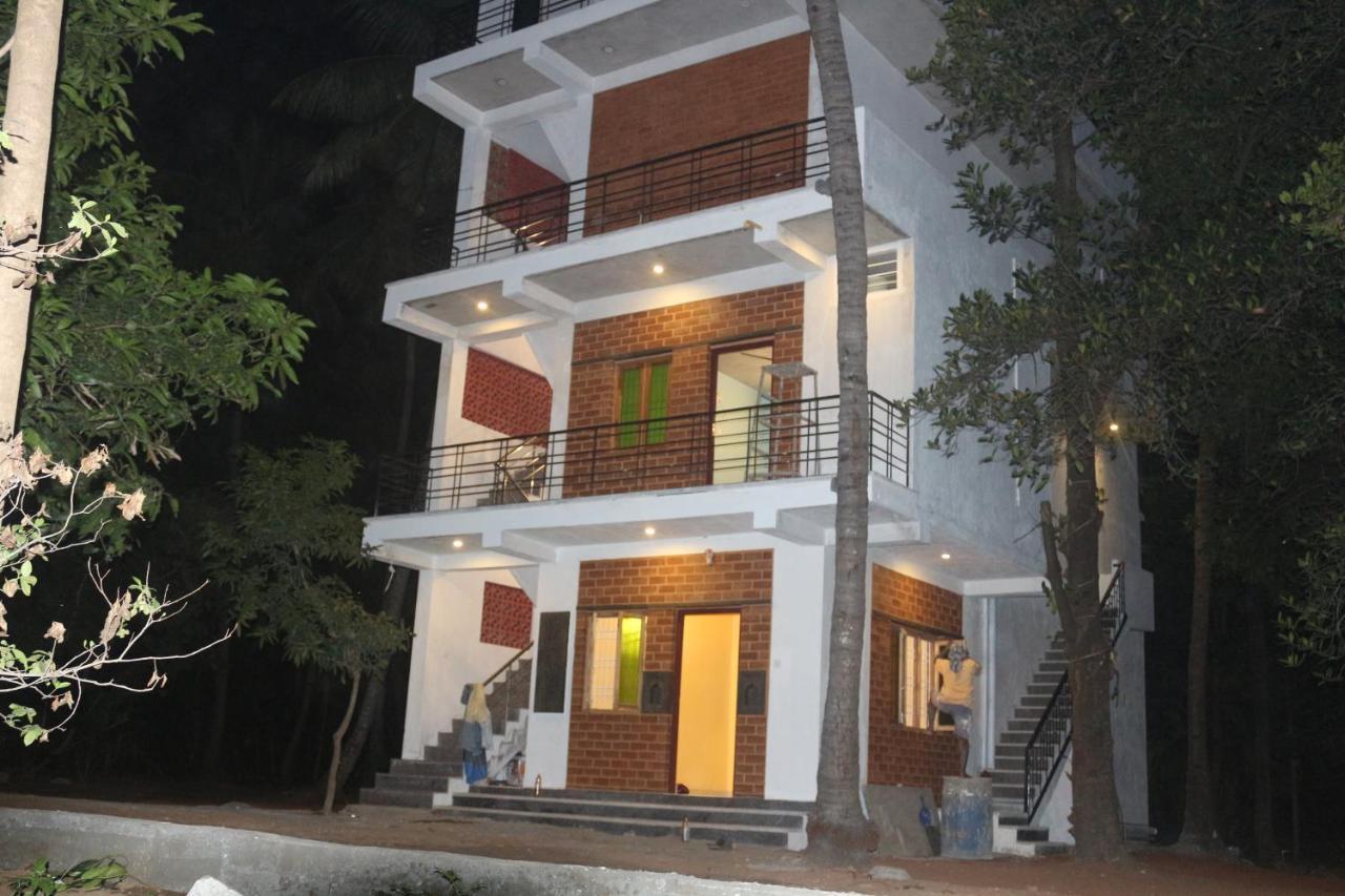Evergreen Paradise Pondichéry Extérieur photo